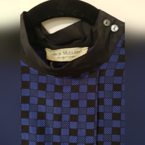 *Vintage* Black and Blue Dress - Picture 3 of 5